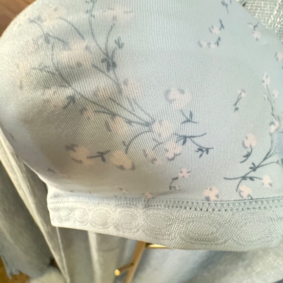 NWT Warners Cloud 9 Bra Womens 32C Super Soft Wireless Lift Convertible Comfy - Picture 7 of 7